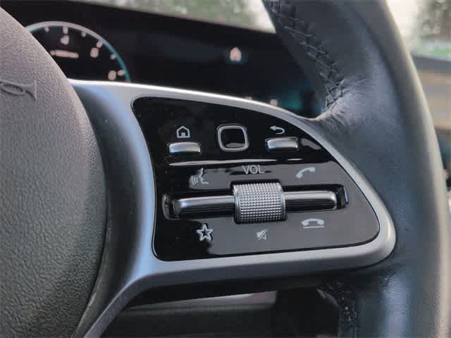 Thumbnail: 2023 Mercedes-Benz GLB - 27