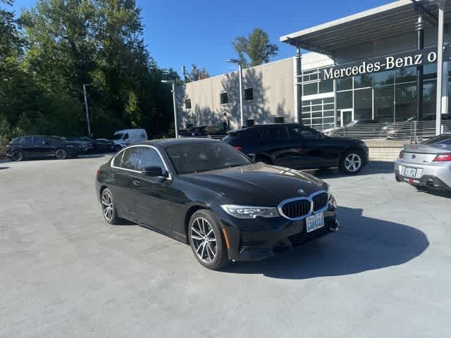 Thumbnail: 2021 BMW 3 Series - 3