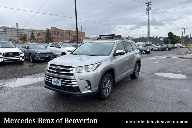 Thumbnail: 2018 Toyota Highlander - 1