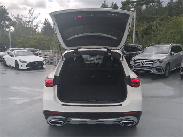 Thumbnail: 2025 Mercedes-Benz GLC - 34