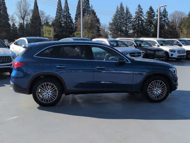 Thumbnail: 2026 Mercedes-Benz GLC - 9