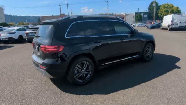 Thumbnail: 2026 Mercedes-Benz GLB - 8