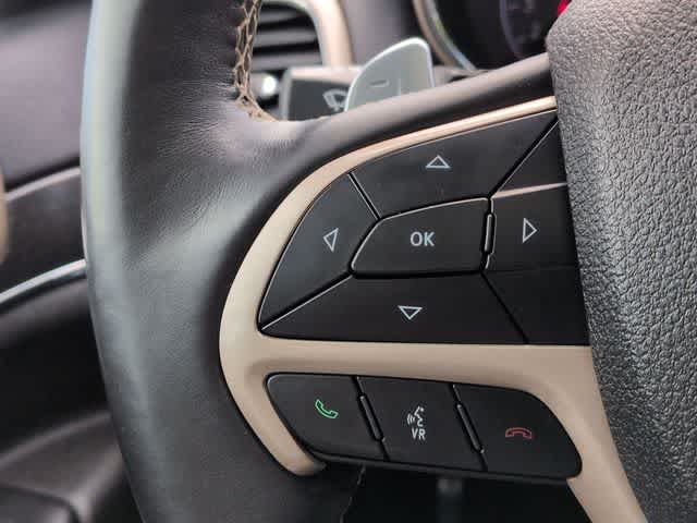 Thumbnail: 2017 Jeep Grand Cherokee - 25