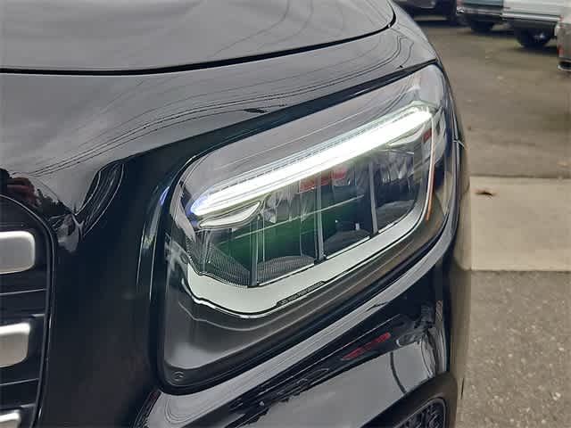 Thumbnail: 2025 Mercedes-Benz GLB - 11