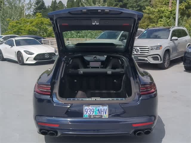 Thumbnail: 2018 Porsche Panamera - 36