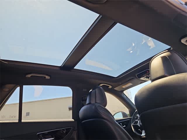 Thumbnail: 2025 Mercedes-Benz GLC - 23