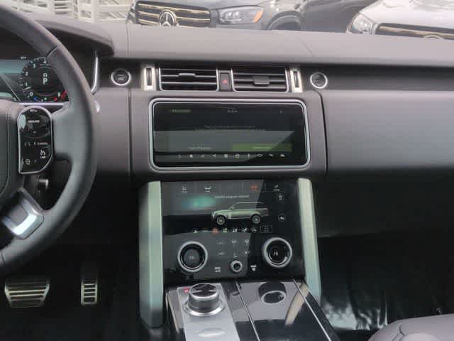 Thumbnail: 2022 Land Rover Range Rover - 28