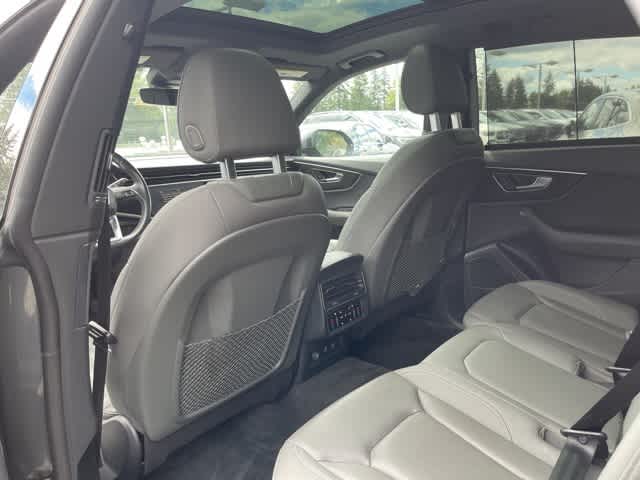 Thumbnail: 2020 Audi Q8 - 10