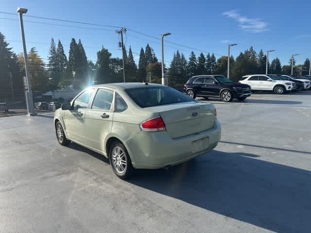 Thumbnail: 2010 Ford Focus - 7