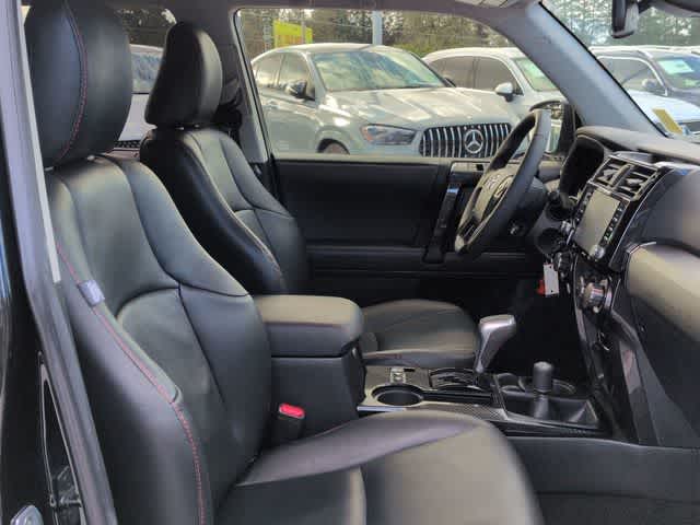 Thumbnail: 2020 Toyota 4Runner - 22