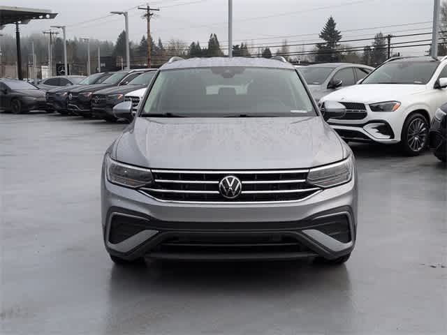 Thumbnail: 2024 Volkswagen Tiguan - 3