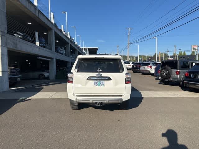 Thumbnail: 2018 Toyota 4Runner - 6