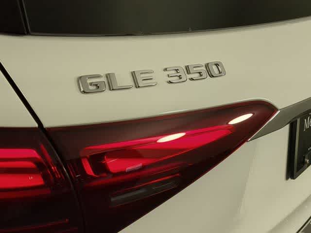Thumbnail: 2026 Mercedes-Benz GLE - 12