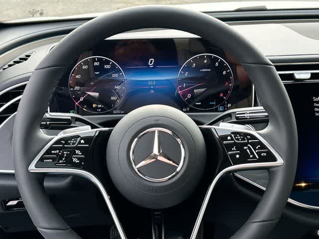 Thumbnail: 2026 Mercedes-Benz E-Class - 25