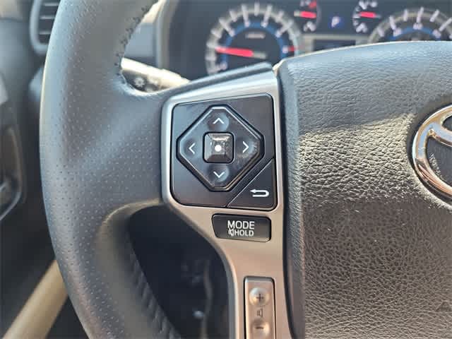 Thumbnail: 2016 Toyota 4Runner - 26