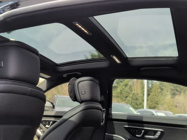 Thumbnail: 2026 Mercedes-Benz S-Class - 19