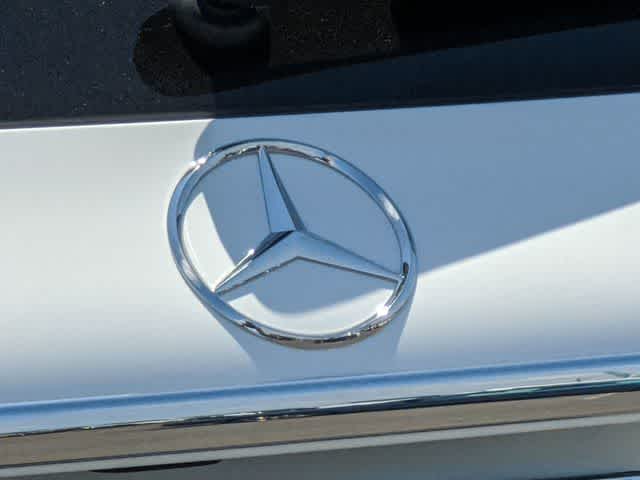 Thumbnail: 2022 Mercedes-Benz GLC - 18