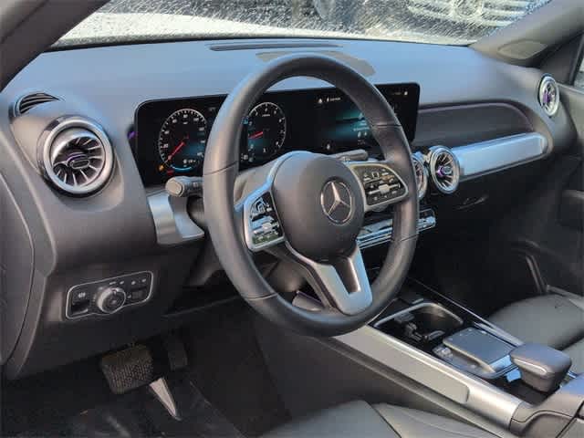 Thumbnail: 2023 Mercedes-Benz GLB - 10