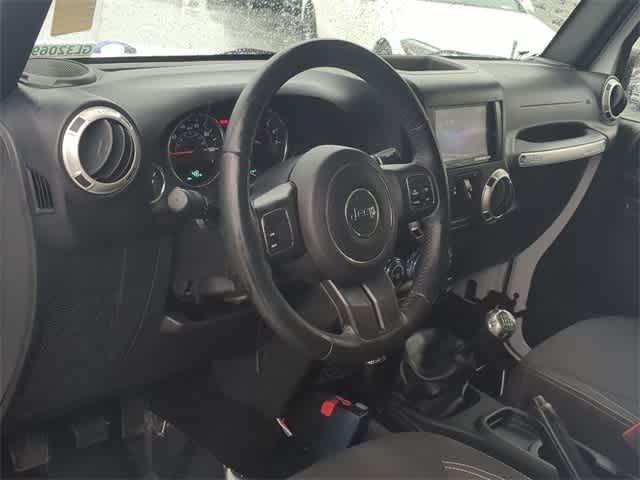 Thumbnail: 2016 Jeep Wrangler - 10