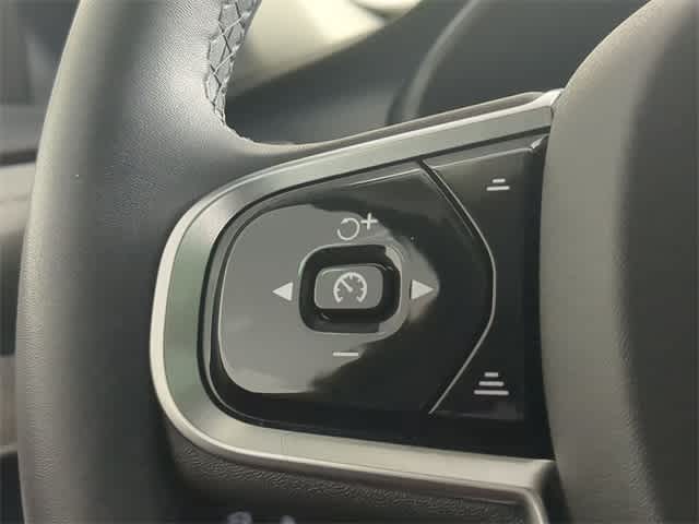 Thumbnail: 2024 Volvo XC90 - 25