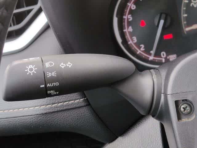 Thumbnail: 2025 Toyota RAV4 - 27