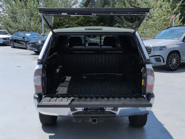 Thumbnail: 2012 Toyota Tacoma - 32