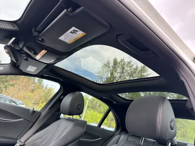 Thumbnail: 2019 Mercedes-Benz E-Class - 14