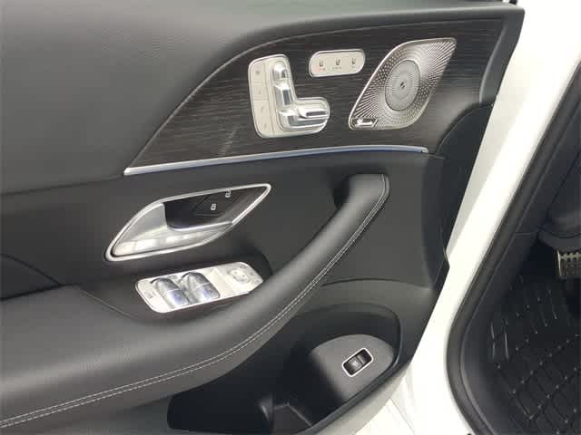 Thumbnail: 2026 Mercedes-Benz GLS - 17