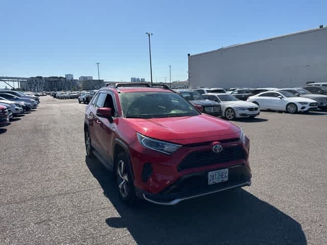 Thumbnail: 2021 Toyota RAV4 - 3