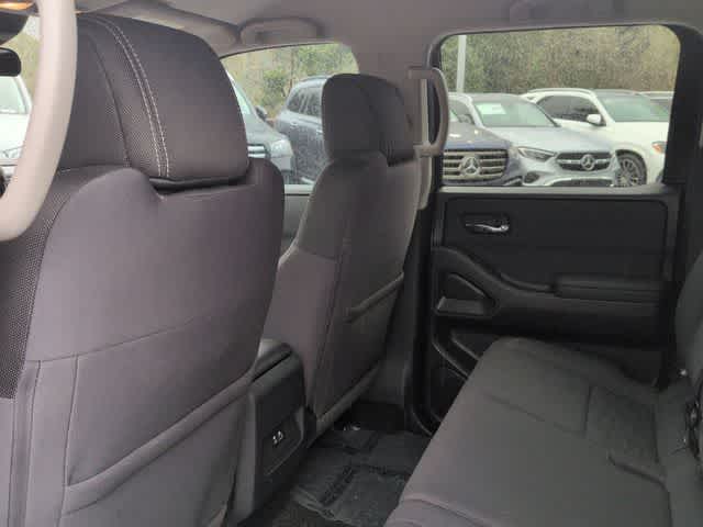 Thumbnail: 2022 Nissan Frontier - 19