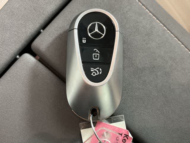 Thumbnail: 2023 Mercedes-Benz EQS - 36