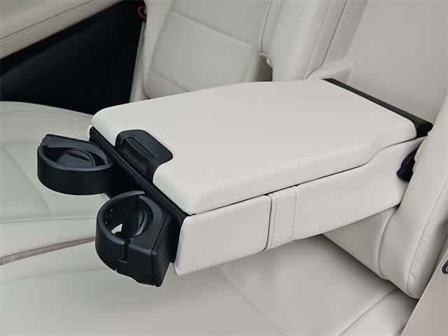 Thumbnail: 2026 Mercedes-Benz GLS - 44