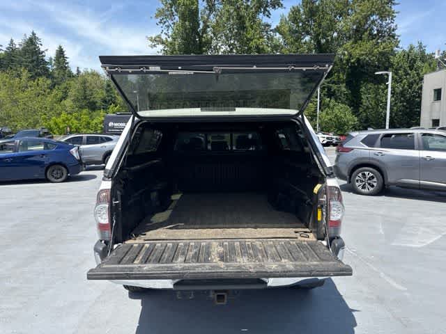 Thumbnail: 2012 Toyota Tacoma - 9