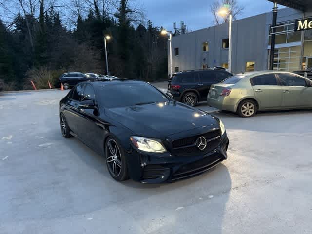Thumbnail: 2017 Mercedes-Benz E-Class - 3
