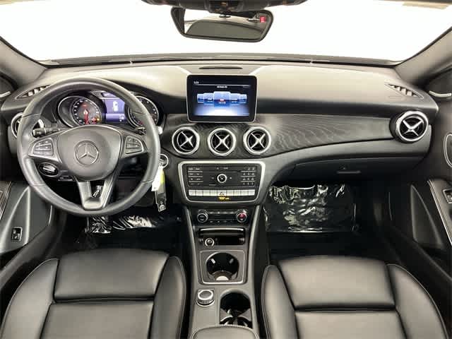 Thumbnail: 2020 Mercedes-Benz GLA - 22