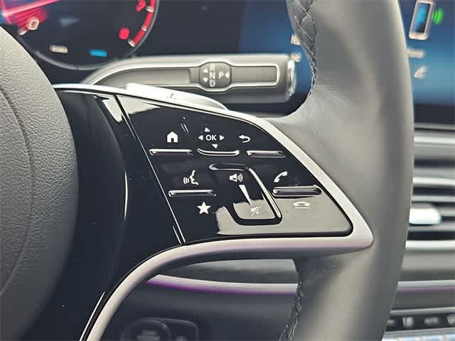 Thumbnail: 2025 Mercedes-Benz GLS - 27