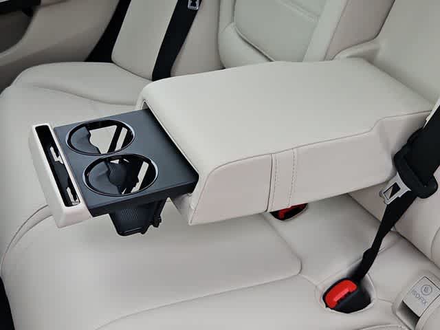 Thumbnail: 2026 Mercedes-Benz C-Class - 43