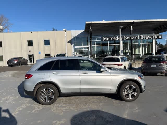 Thumbnail: 2017 Mercedes-Benz GLC - 4