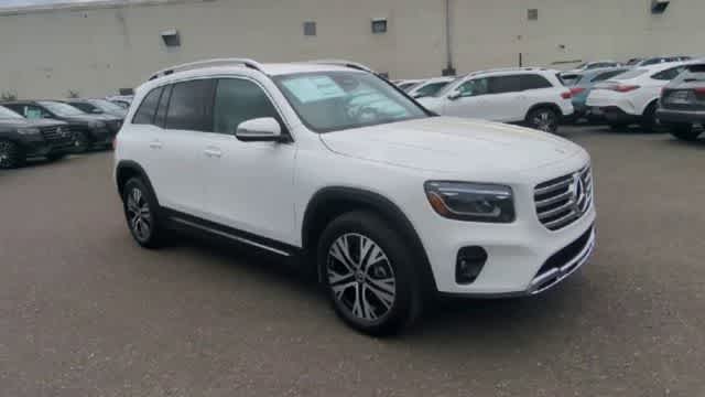 Thumbnail: 2026 Mercedes-Benz GLB - 2