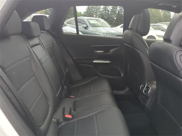 Thumbnail: 2025 Mercedes-Benz GLC - 21