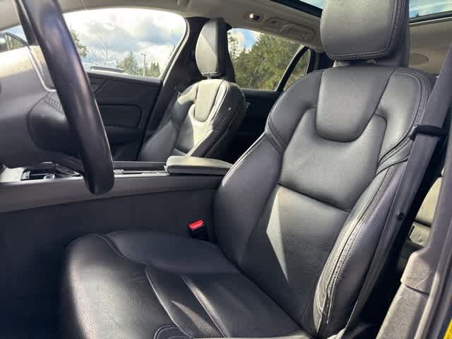 Thumbnail: 2020 Volvo S60 - 13