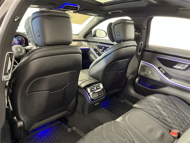 Thumbnail: 2024 Mercedes-Benz S-Class - 19