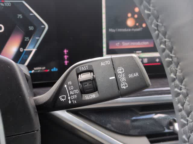 Thumbnail: 2024 BMW X7 - 27