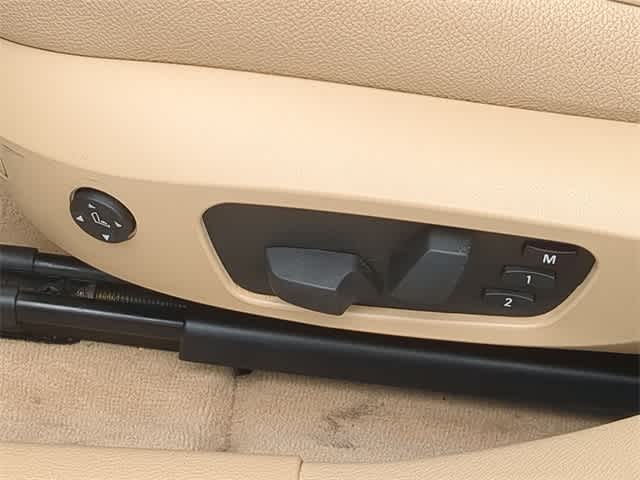 Thumbnail: 2014 BMW X1 - 18