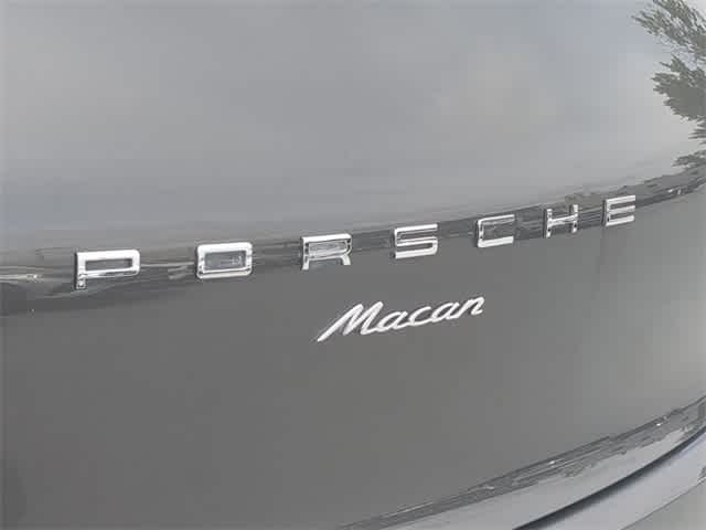 Thumbnail: 2018 Porsche Macan - 12