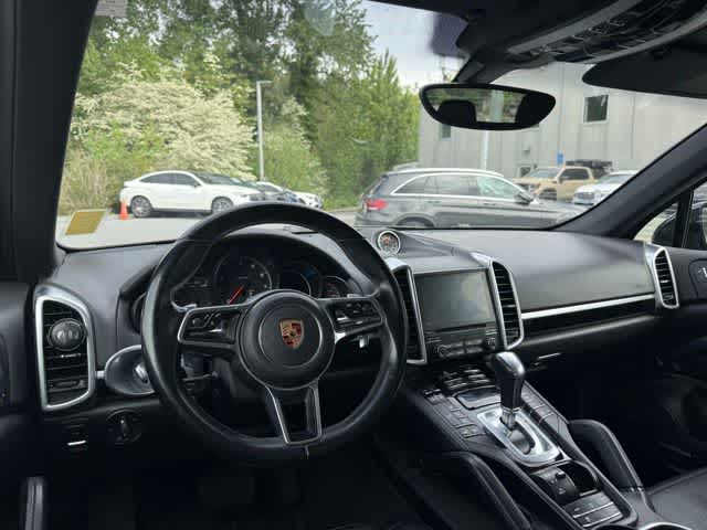Thumbnail: 2017 Porsche Cayenne - 11