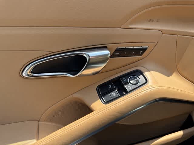 Thumbnail: 2013 Porsche 911 - 14