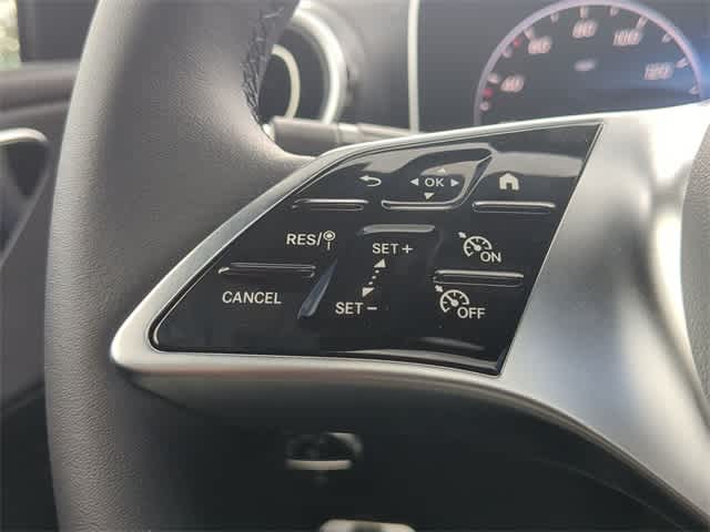 Thumbnail: 2025 Mercedes-Benz GLC - 25