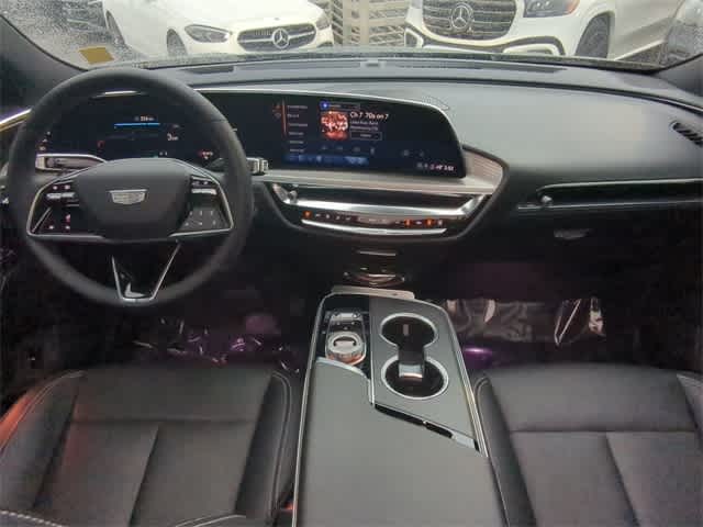 Thumbnail: 2024 Cadillac Lyriq - 16