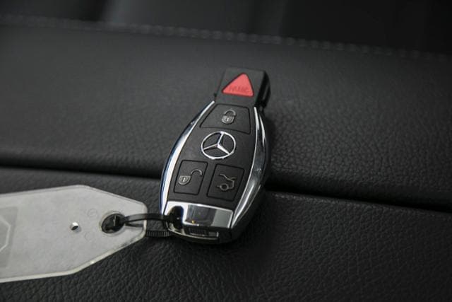 Thumbnail: 2016 Mercedes-Benz C-Class - 11